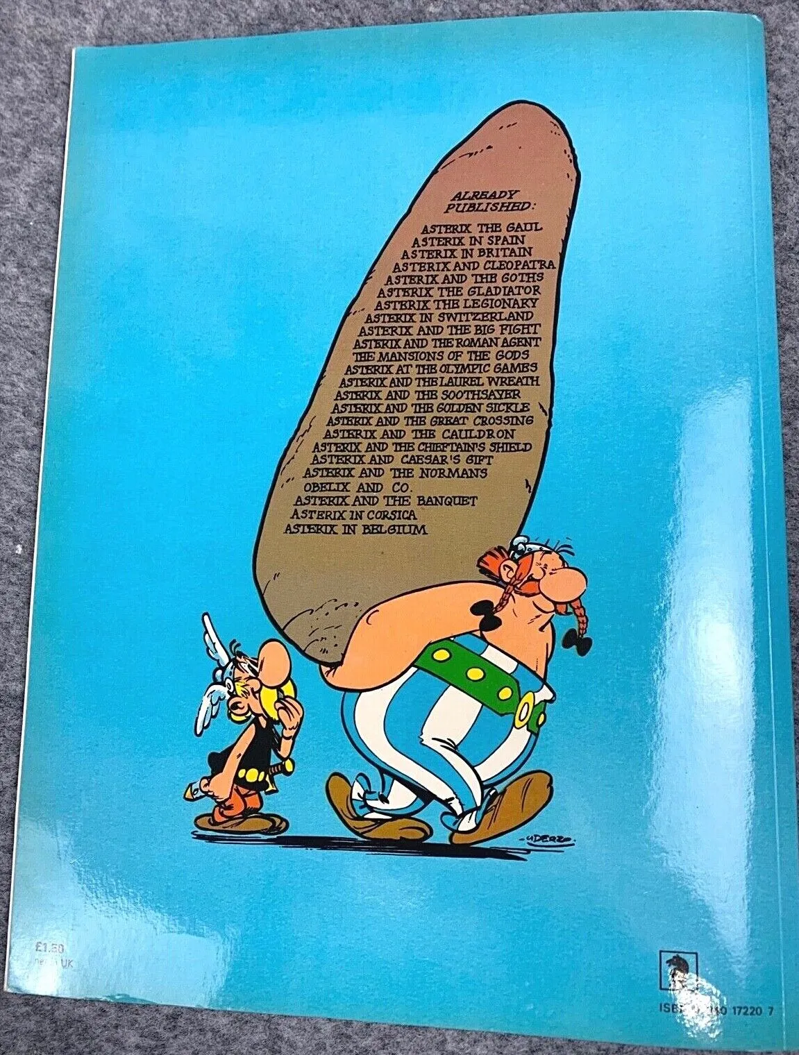 Asterix & Cleopatra - 1970s Hodder/Dargaud UK Edition Paperback Book Uderzo