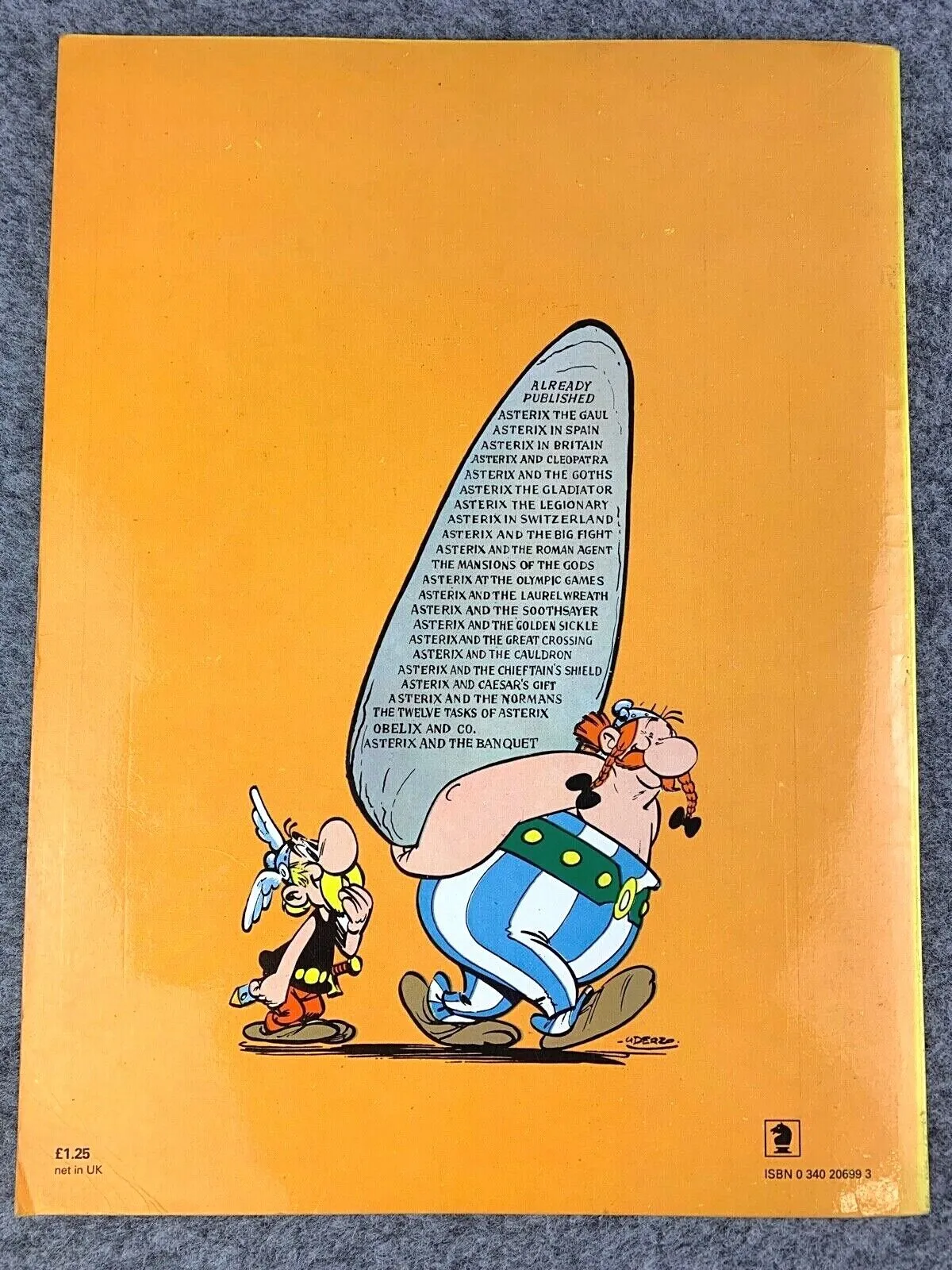 Asterix & the Laurel Wreath - 1970s Hodder/Dargaud UK Edition Paperback Book Uderzo