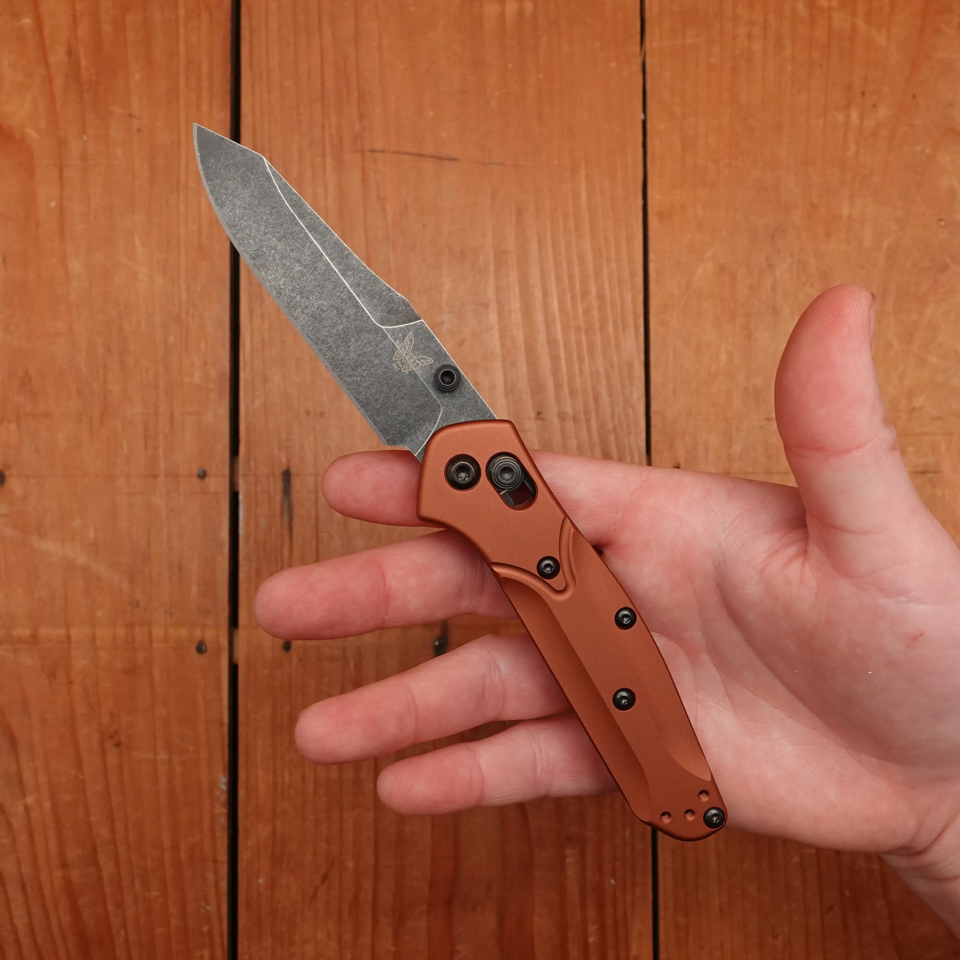 Benchmade 945BK-03 Mini Osborne Reverse Tanto CPM-S30V AXIS Lock Burnt Copper Aluminum Handle