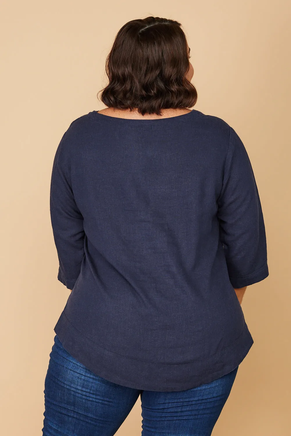 Boatneck Linen Top in Navy