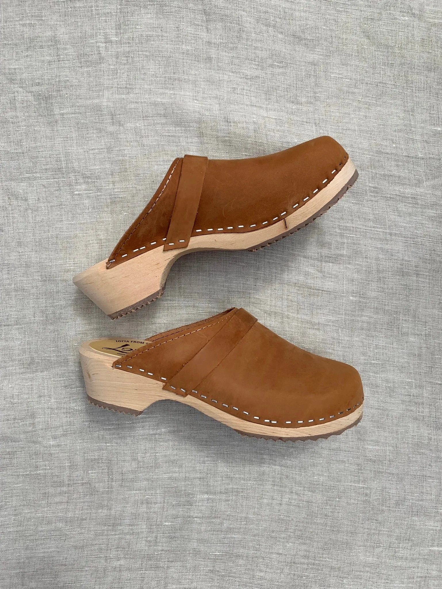 Classic Brown Oiled Nubuck Clog on Light Base