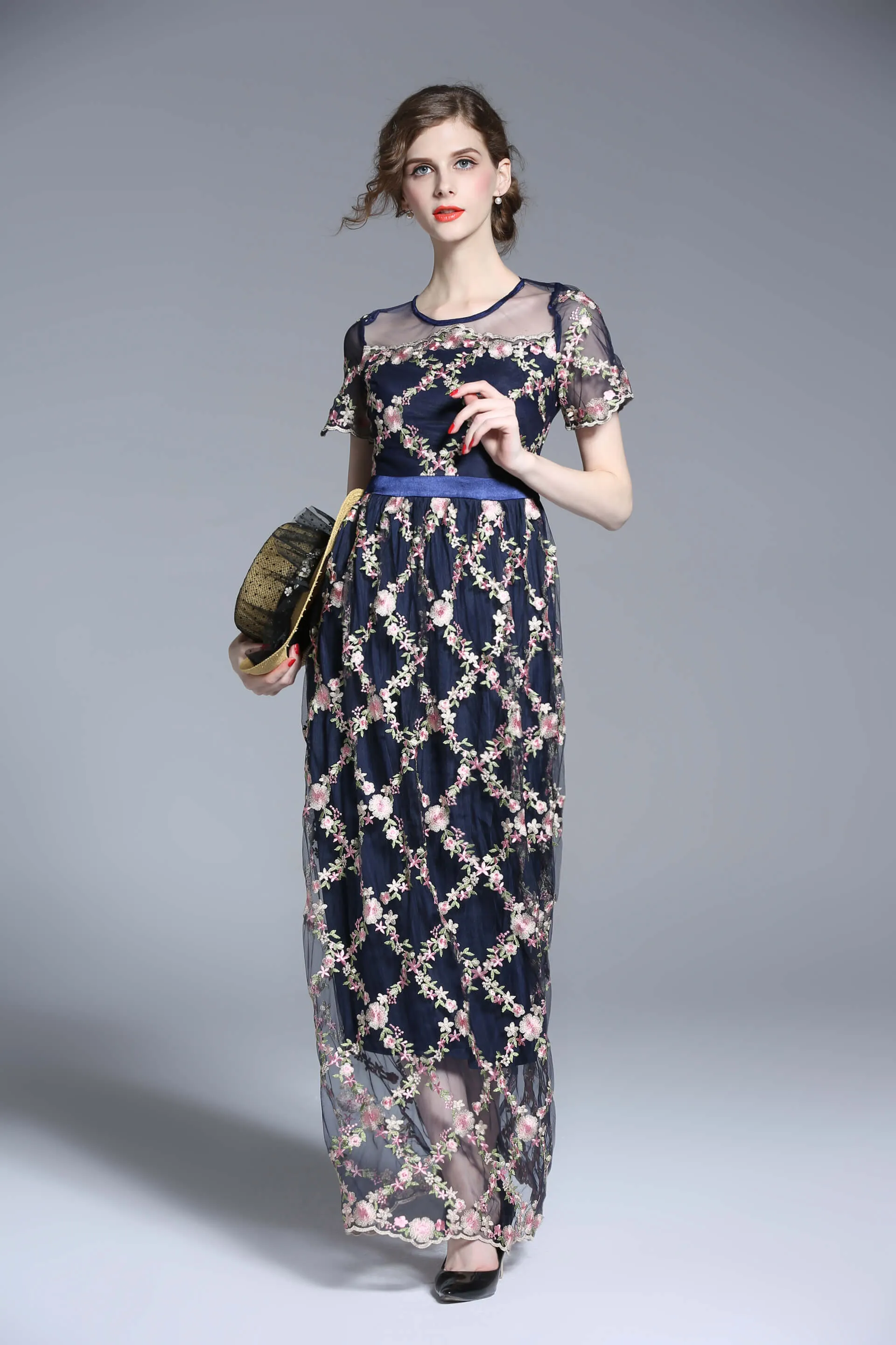 Floral Lattice Illusion Maxi Dress